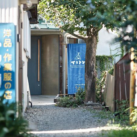 Tipy Records Inn Photon Одавара Екстериор снимка